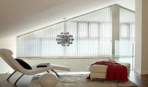 VERTICAL BLINDS