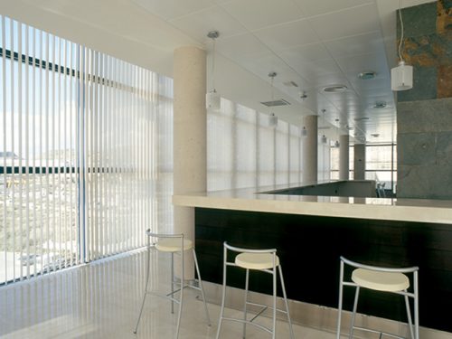 VERTICAL BLINDS