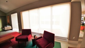ROLLER SHADES