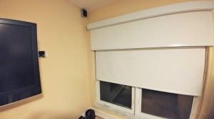 ROLLER SHADES
